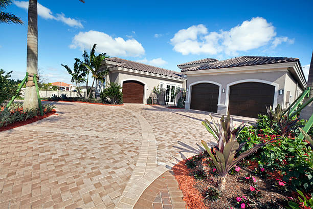 Best Residential Driveway Paver Services  in Lauderhill, FL